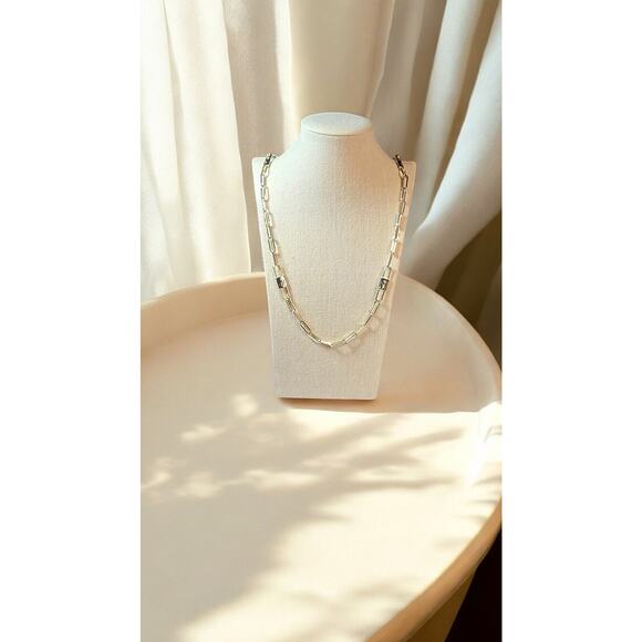 Beautiful Paper clip with Accents Gold Tone Long Necklace - Picture 2 of 6